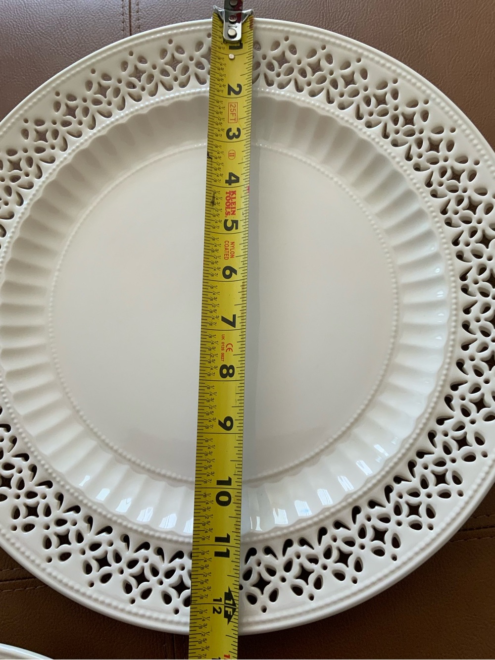 Dunham by Ralph Lauren Cream Pierced Rim Dinner Plate Trio - Picture 4 of 5
